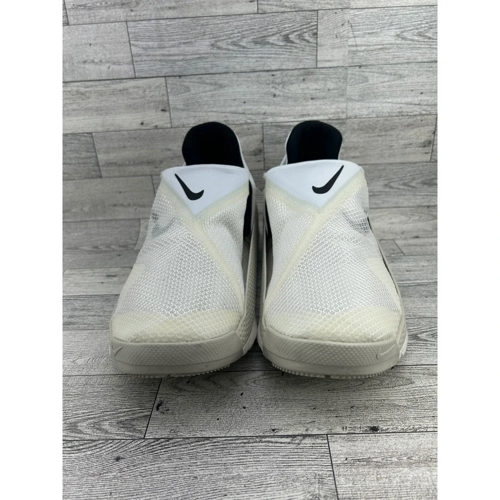 Nike Go FlyEase Men 10 White Sail Black Hands Free Slip On Sneakers CW5883-101